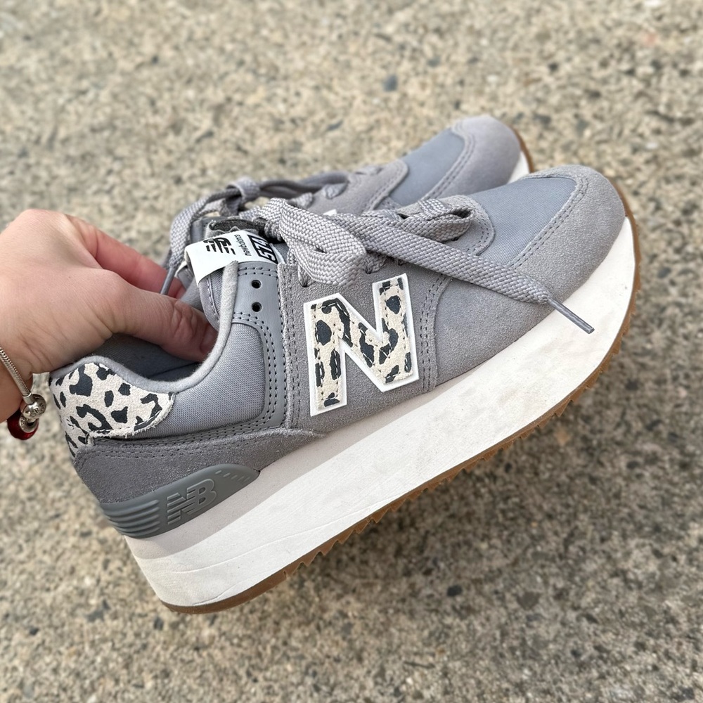 New Balance 574+ Platform Sneakers Gray Leopard Detail Women’s Size 6.5 like new - Picture 2 of 12